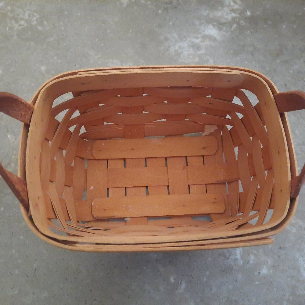 Longaberger tea basket with plastic insert